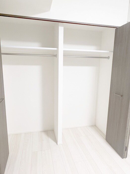 物件内観写真12　(収納)