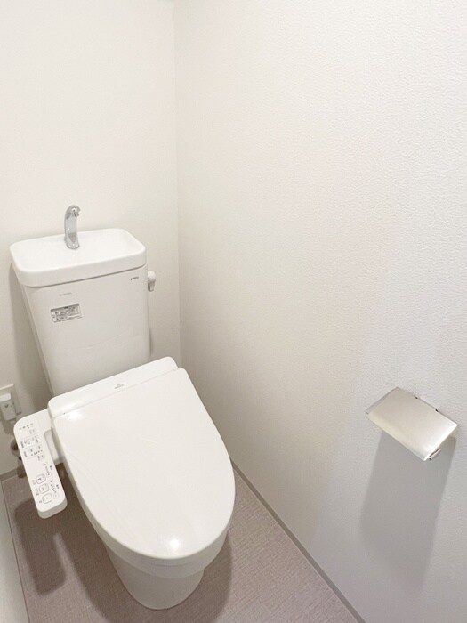 物件内観写真16　(トイレ)