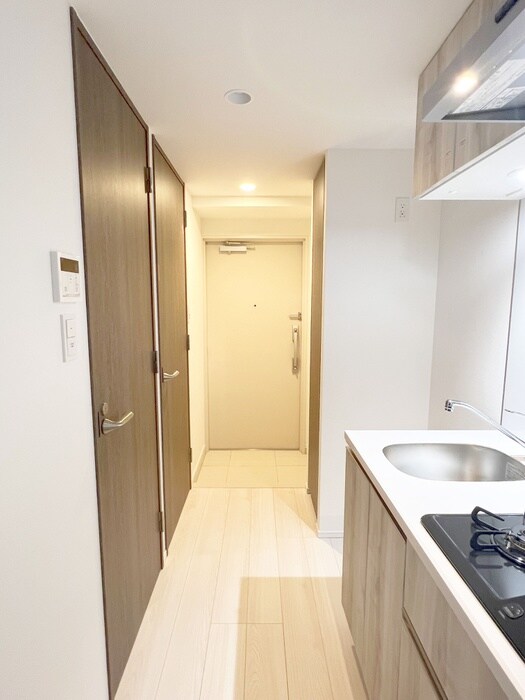 物件内観写真18　(玄関)