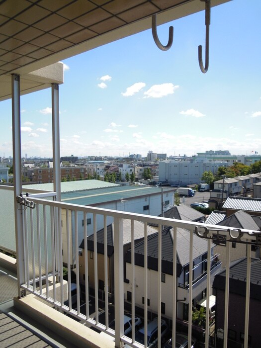 物件内観写真16　(室内からの展望)