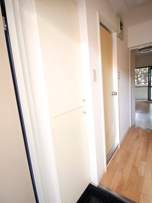 物件内観写真20　(靴箱)