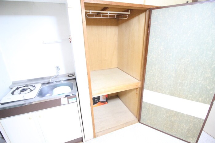 物件内観写真11　(収納)