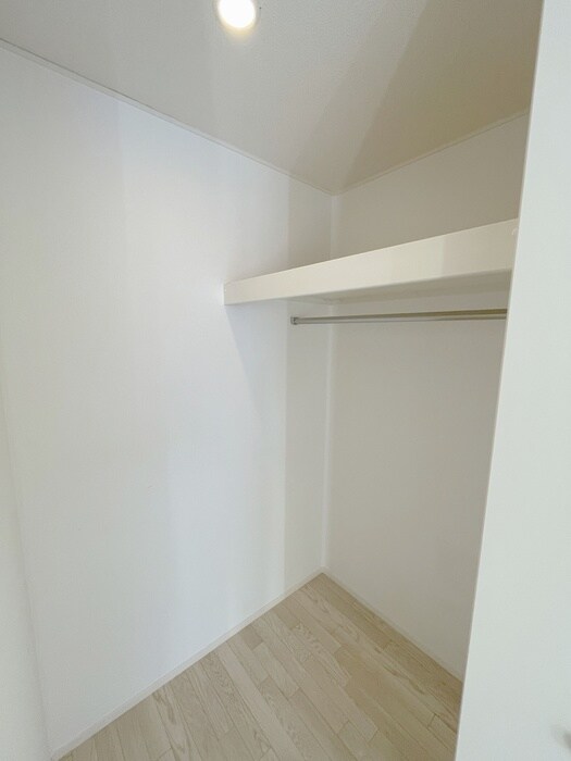 物件内観写真10　(収納)