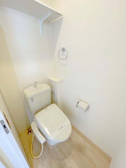 物件内観写真13　(トイレ)