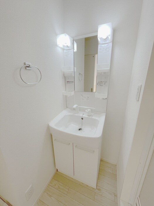 物件内観写真14　(洗面)