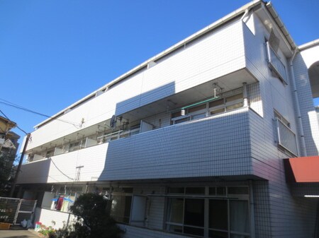第３日東ハイツ外観写真