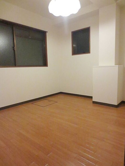 物件内観写真5　(居室)