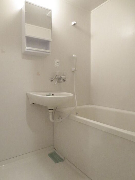 物件内観写真12　(バス／シャワールーム等)