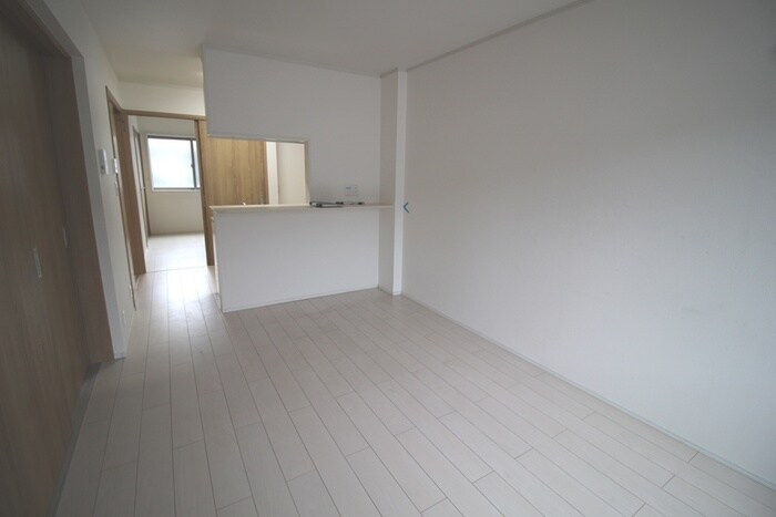 物件内観写真11　(居室)