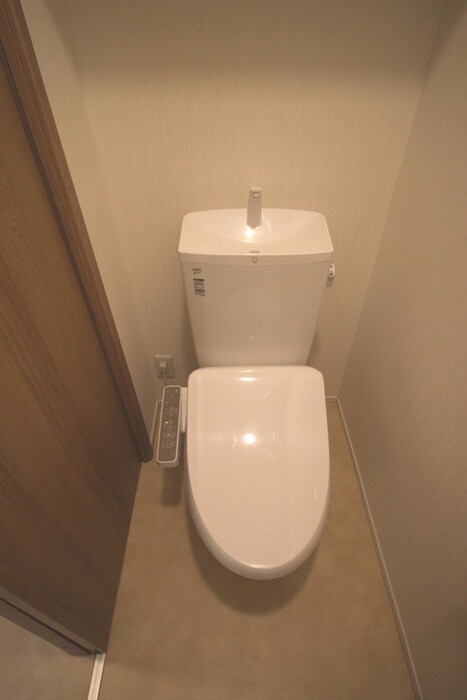 物件内観写真15　(トイレ)