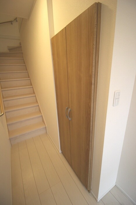 物件内観写真18　(靴箱)