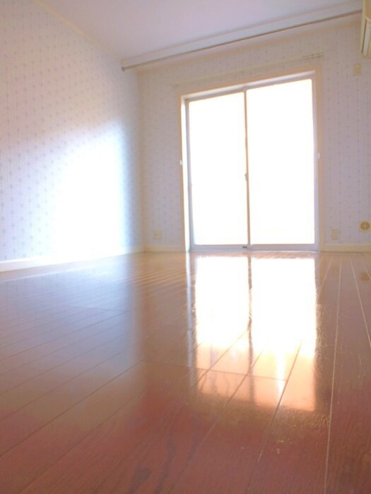 物件内観写真4　(居室)