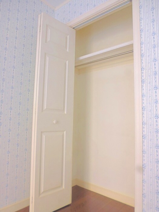 物件内観写真6　(収納)