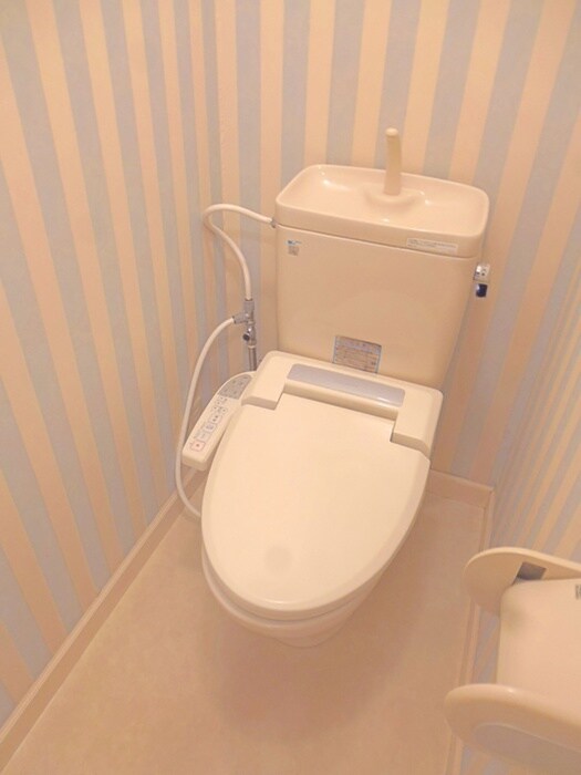 物件内観写真11　(トイレ)