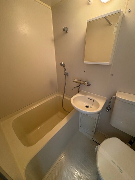 物件内観写真9　(バス／シャワールーム等)