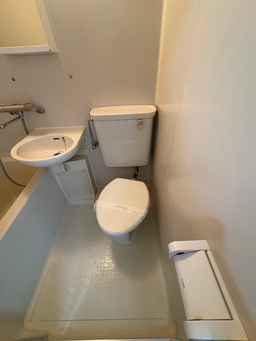 物件内観写真11　(トイレ)