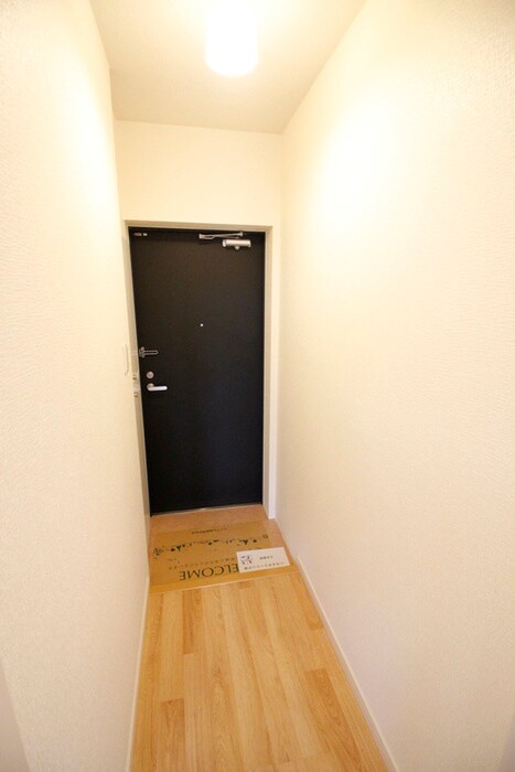 物件内観写真19　(玄関)