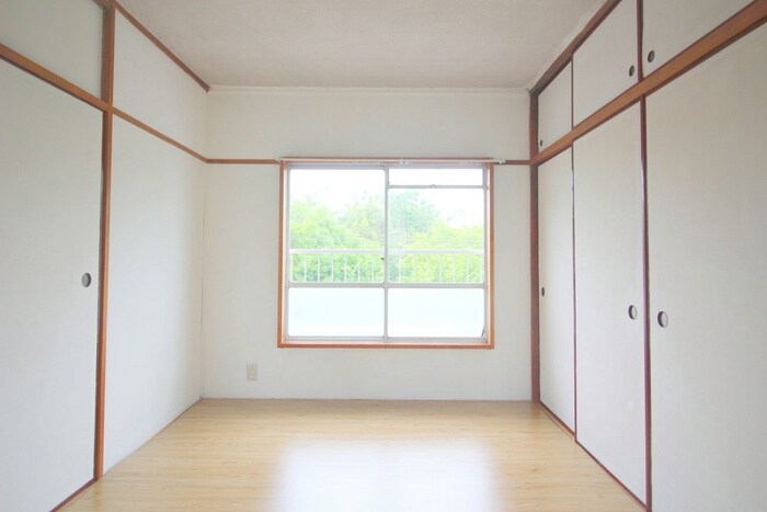 物件内観写真10　(居室)