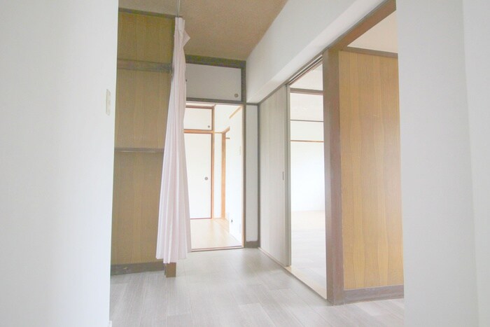 物件内観写真19　(廊下)