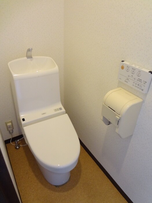 物件内観写真11　(トイレ)