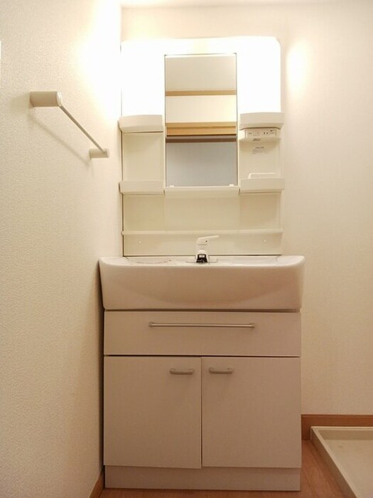 物件内観写真7　(洗面)