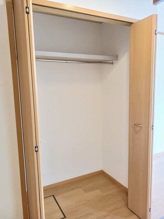 物件内観写真11　(収納)