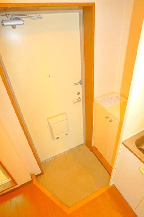 物件内観写真15　(玄関)