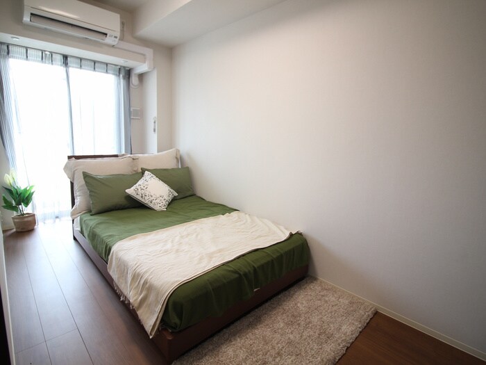 物件内観写真9　(居室)