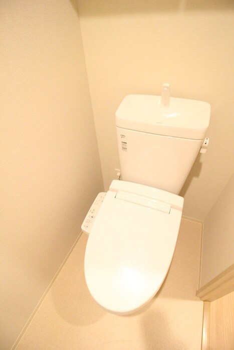 物件内観写真12　(トイレ)