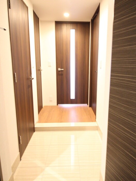 物件内観写真19　(玄関)