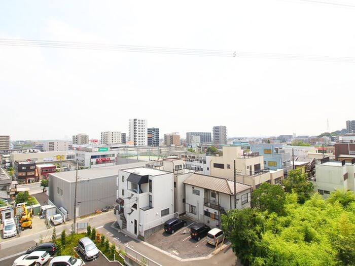 物件内観写真22　(室内からの展望)