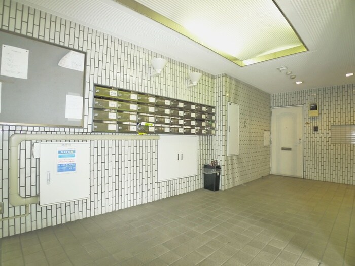 物件外観写真4　(建物設備)