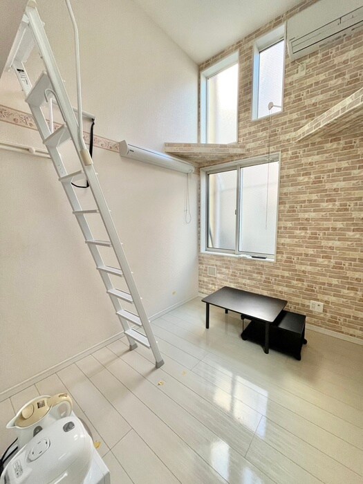 物件内観写真7　(居室)