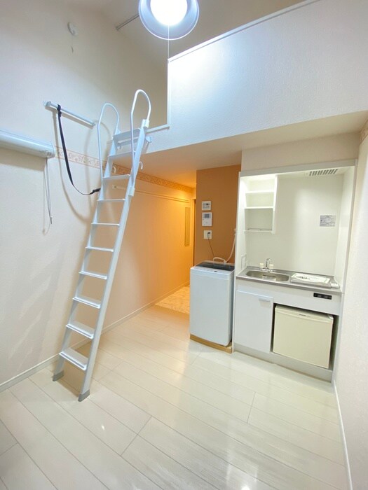 物件内観写真8　(居室)