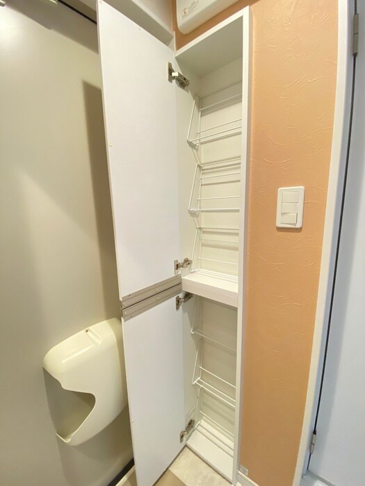 物件内観写真15　(靴箱)