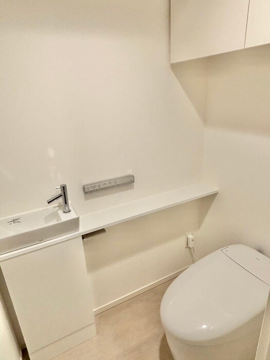 物件内観写真11　(トイレ)