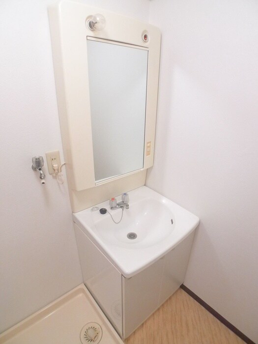 物件内観写真16　(洗面)