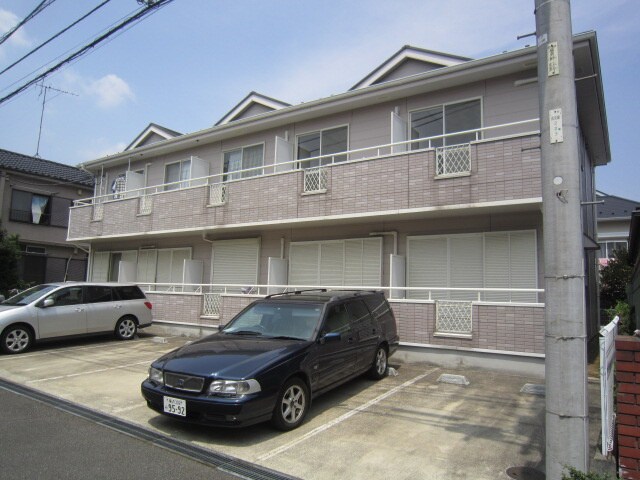 物件外観写真2　(駐車場)