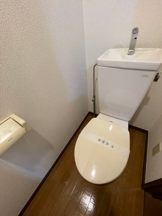 物件内観写真10　(トイレ)