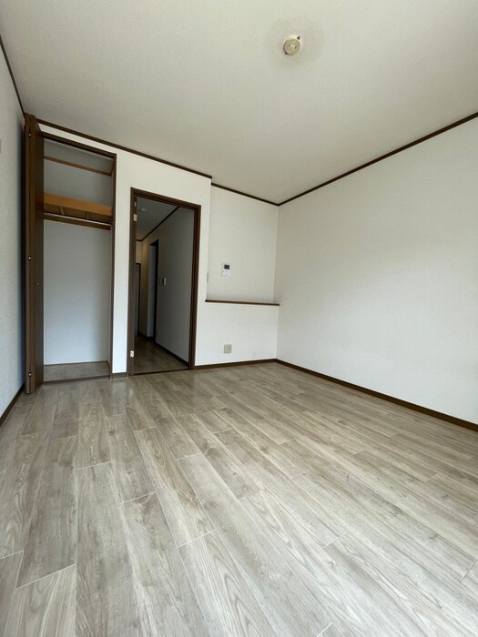 物件内観写真21　(居室)