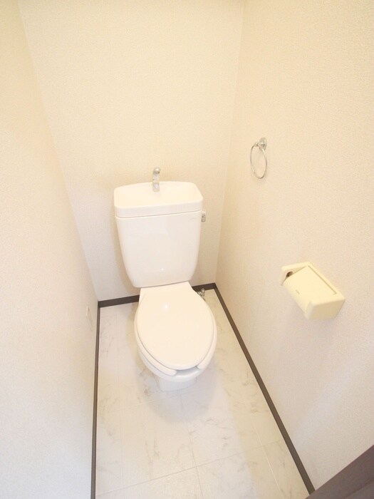 物件内観写真13　(トイレ)