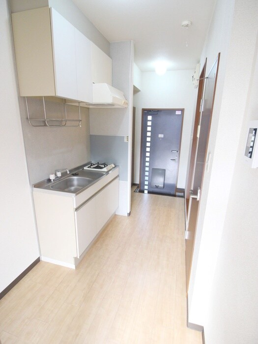 物件内観写真14　(廊下)