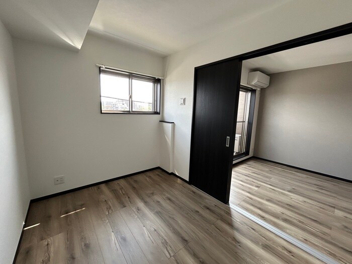 物件内観写真10　(居室)