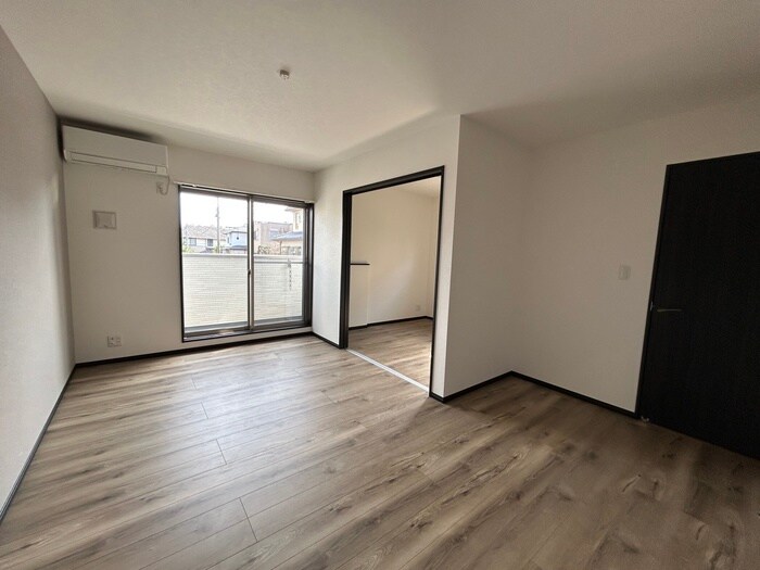 物件内観写真10　(居室)