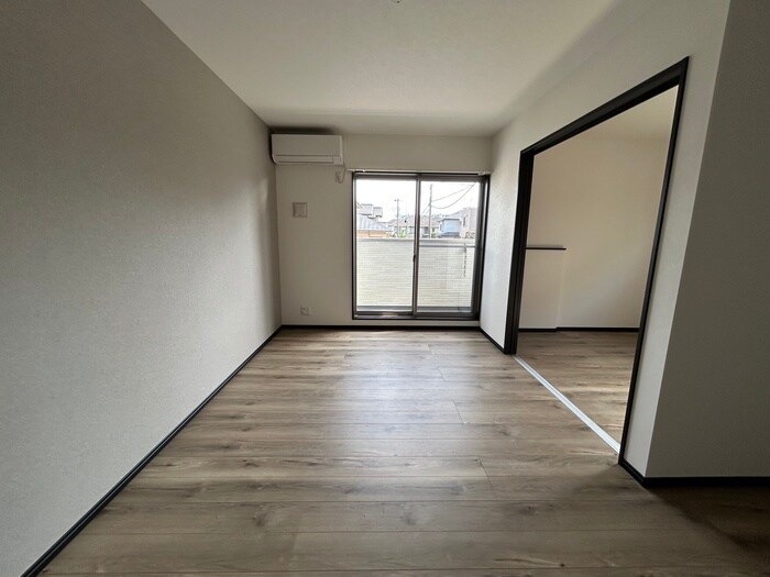 物件内観写真13　(居室)