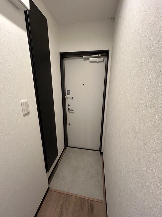 物件内観写真15　(玄関)