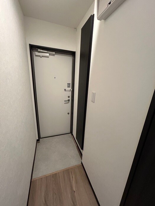 物件内観写真17　(玄関)