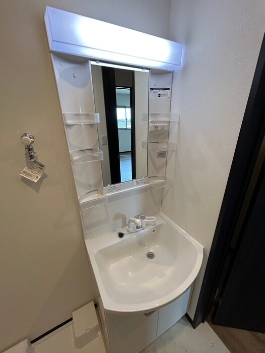 物件内観写真18　(洗面)