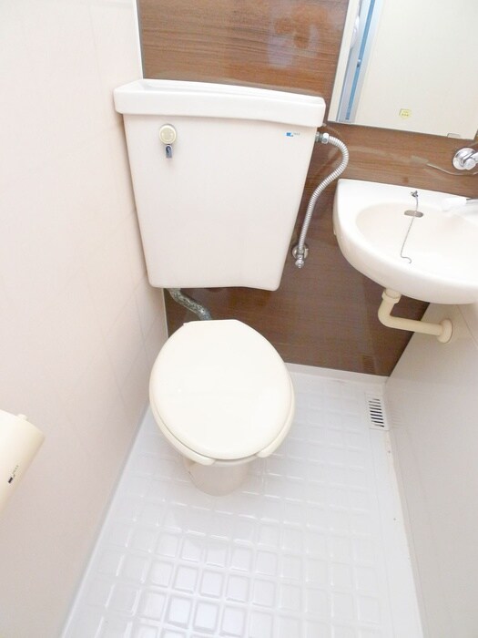 物件内観写真15　(トイレ)