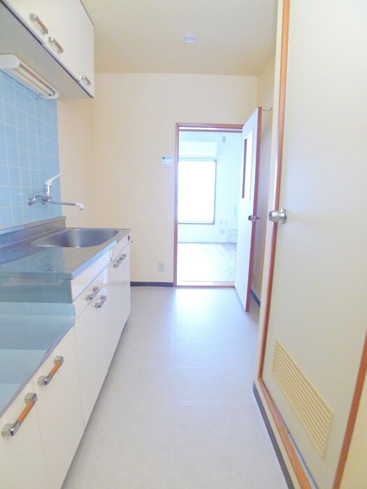 物件内観写真19　(廊下)